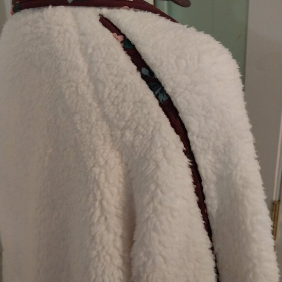 3558 XL Matilda Jane Sherpa Fleece Jacket in White And Pink. - Picture 6 of 11